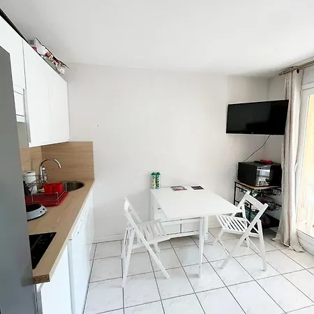 Apartamento Joli 2 Pieces Climatise Dans Avec Piscine Cavalaire-sur-Mer